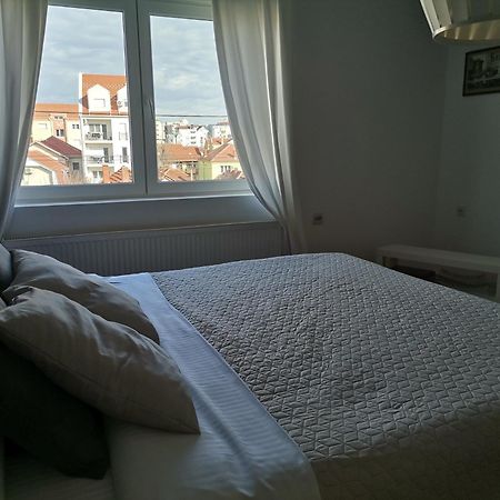 Apartamento Crystal Kragujevac Exterior foto