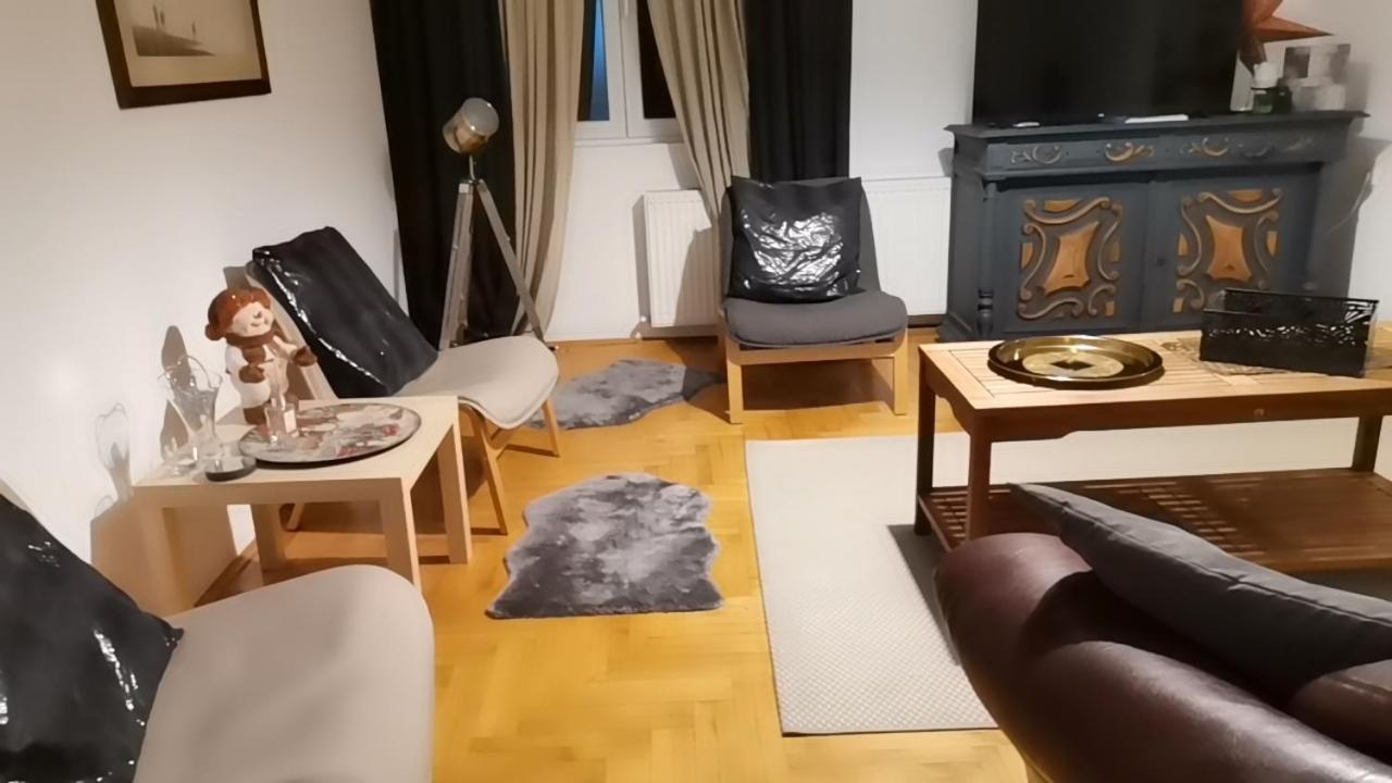 Apartamento Crystal Kragujevac Exterior foto