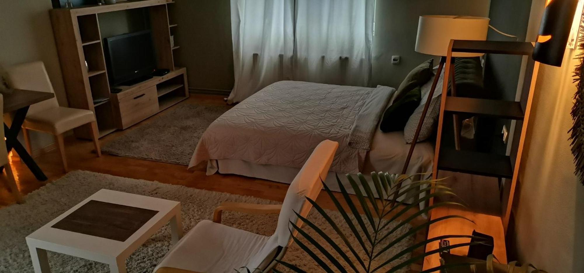 Apartamento Crystal Kragujevac Exterior foto
